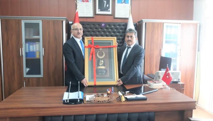 İL MİLLİ EĞİTİM MÜDÜRÜ SEYİT ALİ BÜYÜK İLÇEMİZİ ZİYARET ETTİ 1 İL MİLLİ EĞİTİM MÜDÜRÜ SEYİT ALİ BÜYÜK İLÇEMİZİ ZİYARET ETTİ