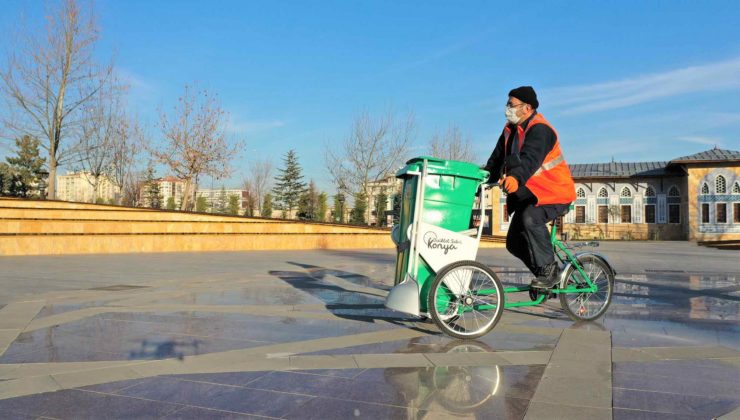 BİSİKLET ŞEHRİ KONYA’DA TEMİZLİK EKİPLERİ DE BİSİKLETLENDİ