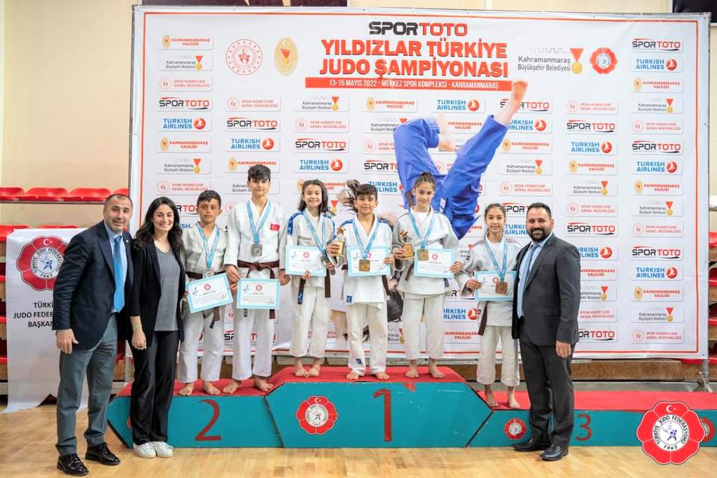BÜYÜKŞEHİR BELEDİYESPOR JUDODA RAKİPLERİNE GÖZ AÇTIRMIYOR