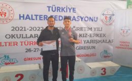 MERKEZ ATATÜRK ORTAOKULU ÖĞRENCİSİNDEN TÜRKİYE 3.LÜĞÜ