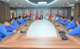 ŞAMPİYON TAKIMDAN BAŞKAN  HASAN KILCA’YA TEŞEKKÜR ZİYARETİ