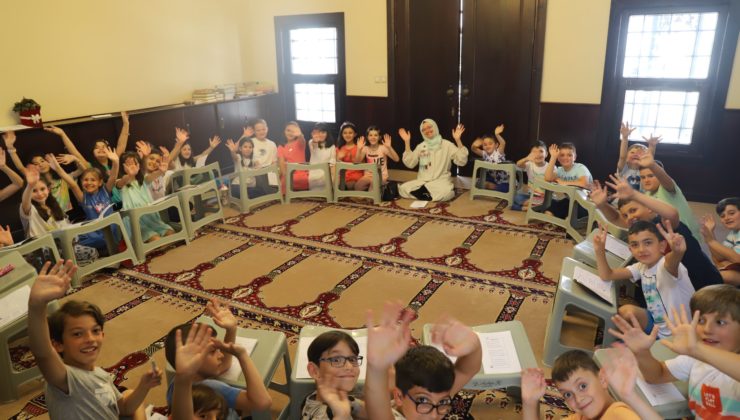 BALKANLAR’DA GENÇ KOMEK HEYECANI 1 BALKANLAR’DA GENÇ KOMEK HEYECANI