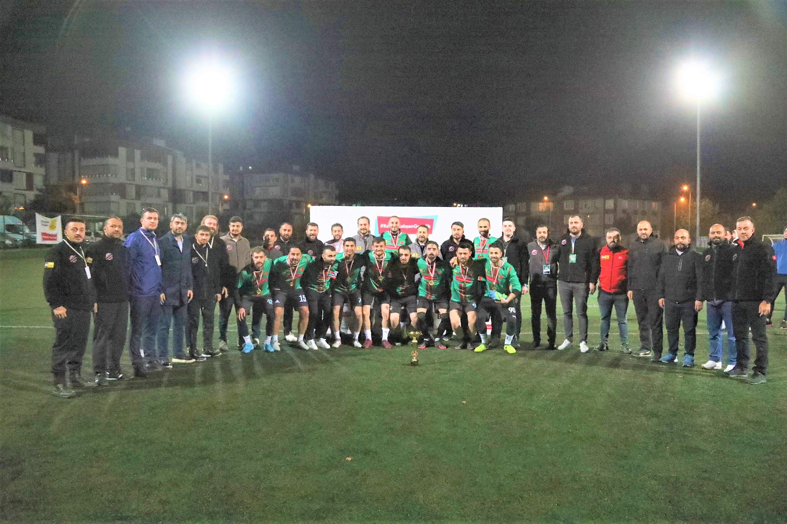 ÇALIŞAN GENÇLİK FUTBOL  TURNUVASI SONA ERDİ