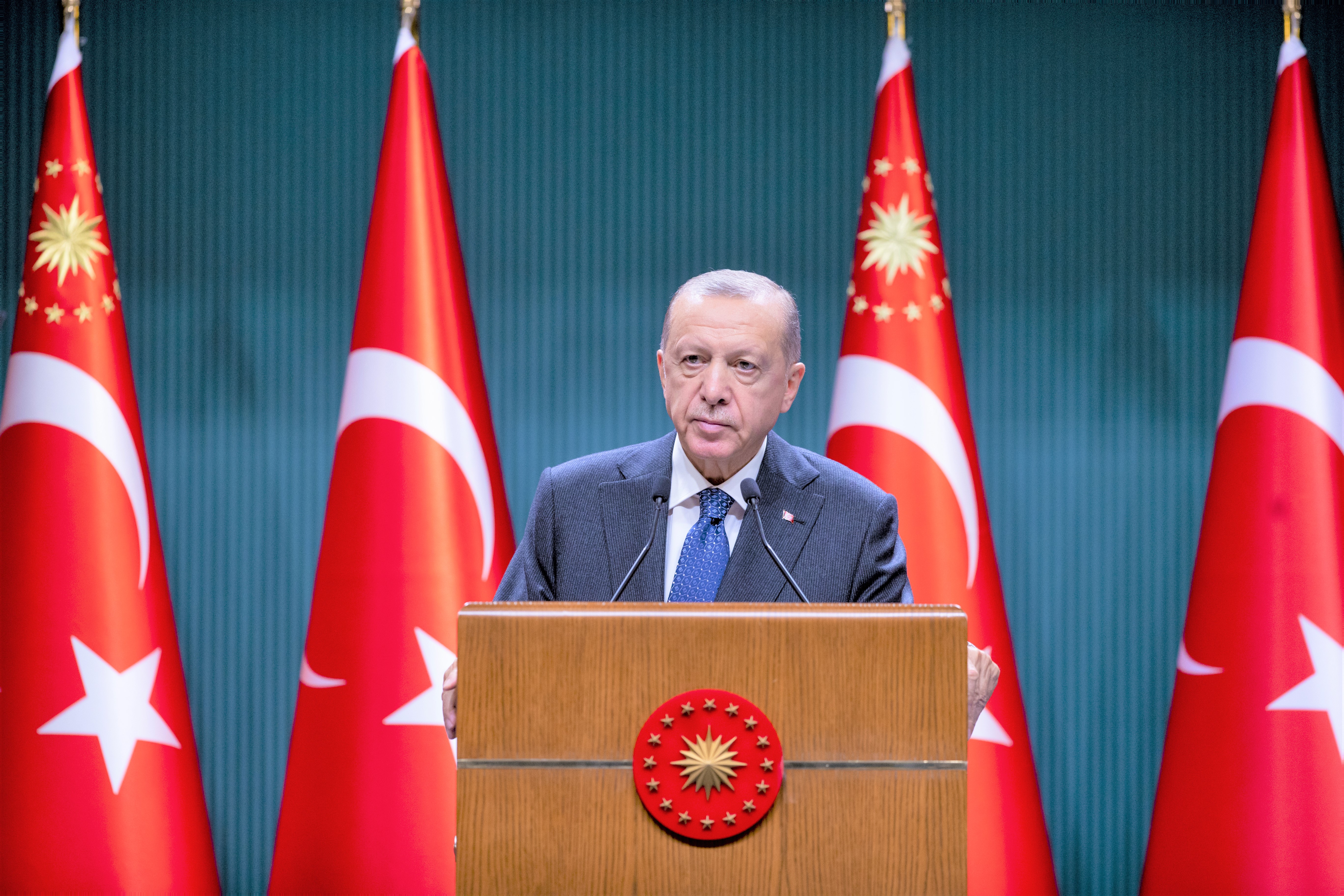 CUMHURBAŞKANI ERDOĞAN’DAN ESNAF VE ÖĞRENCİLERE MÜJDE