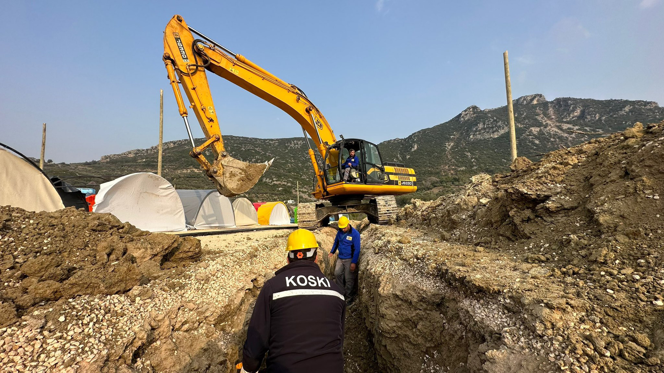 KONYA BÜYÜKŞEHİR HATAY’DA SU VE KANALİZASYON ŞEBEKESİNİ AYAĞA KALDIRMAK İÇİN ÇALIŞIYOR