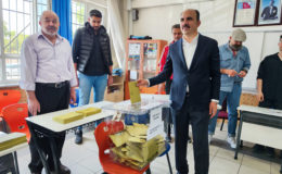 BAŞKAN ALTAY CUMHURBAŞKANLIĞI SEÇİMİ İÇİN OYUNU 2294 NOLU SANDIKTA KULLANDI