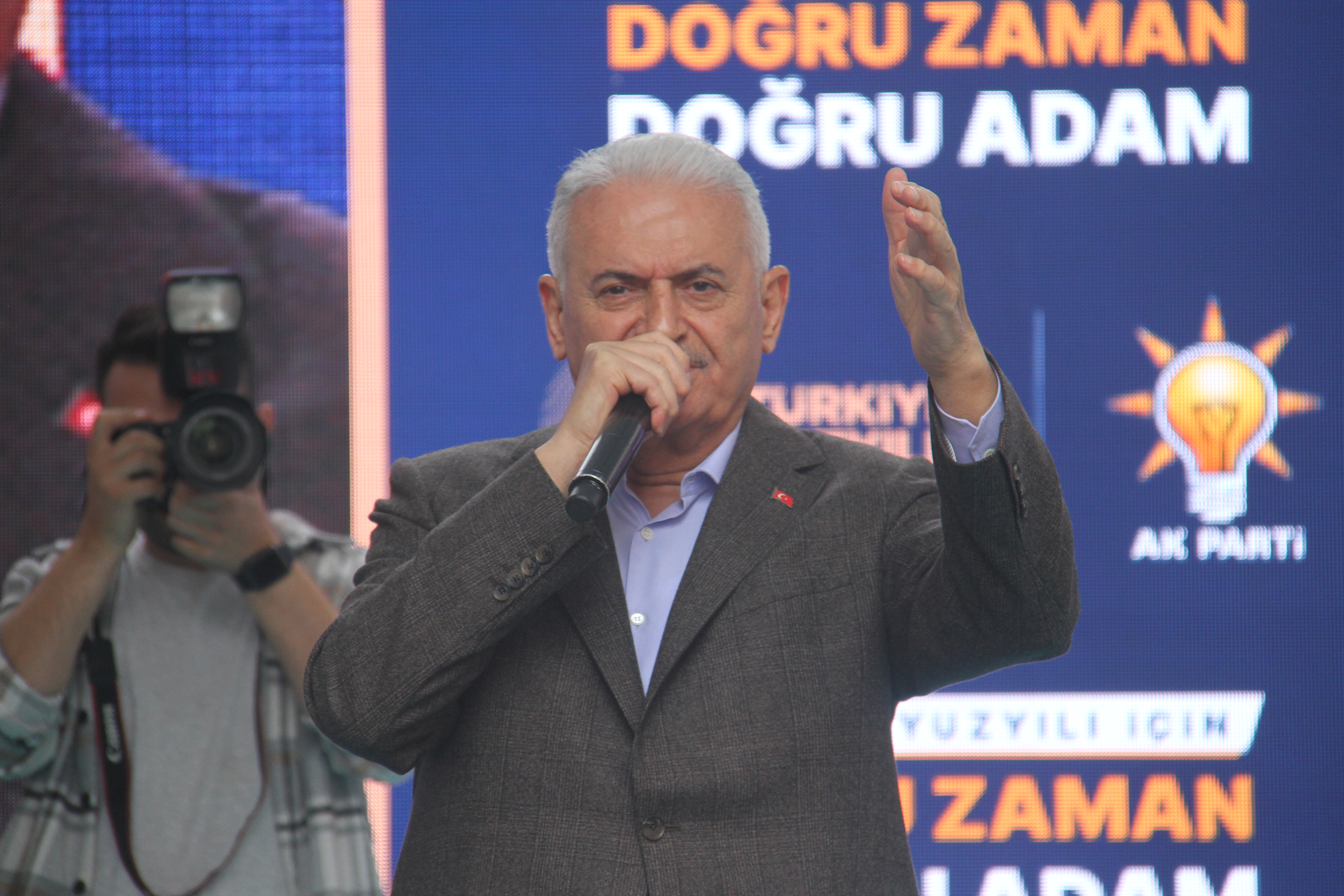 AK PARTi GENEL BAŞKANVEKiLi BiNALi YILDIRIM KONYA'DA PARTiLiLERE HiTAP ETTi