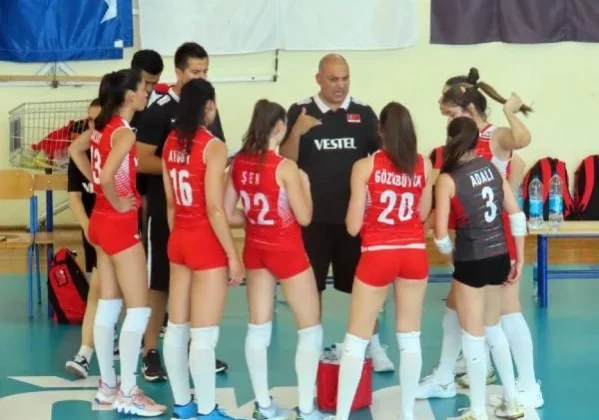 21 Yaş Altı Kadın Voleybol Milli Takımı, Karadağ’ı 3-1 mağlup etti
