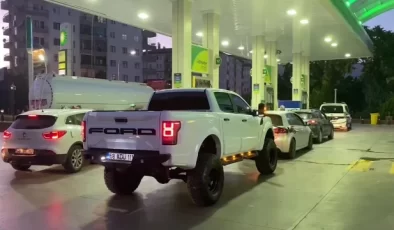 Akaryakıt Zamlarına Tepki: Araba İle Bir Yerlere Gitmek Lüks Oldu