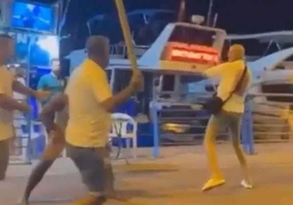 Alanya’da Gurbetçi Tatilciye Sopalarla Saldırı