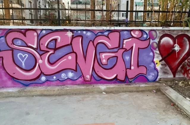 Antalya'da Gençlerin Gözünden Gençlik ve Spor Grafiti Şenliği ve Yarışması Düzenlendi 1 Antalya’da Gençlerin Gözünden Gençlik ve Spor Grafiti Şenliği ve Yarışması Düzenlendi