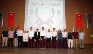 Aydın’da Hafızlık Yarışmasında İl Birincisi Arda Şengül