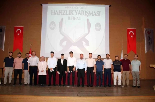 Aydın'da Hafızlık Yarışmasında İl Birincisi Arda Şengül 1 Aydın’da Hafızlık Yarışmasında İl Birincisi Arda Şengül