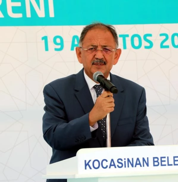 Bakan Özhaseki, Kocasinan Belediyesi'nin agrega üretim tesisinin açılışına katıldı