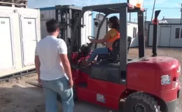 Bandırma Ticaret Odası Kadınlara Forklift Operatörlüğü Eğitimi Veriyor