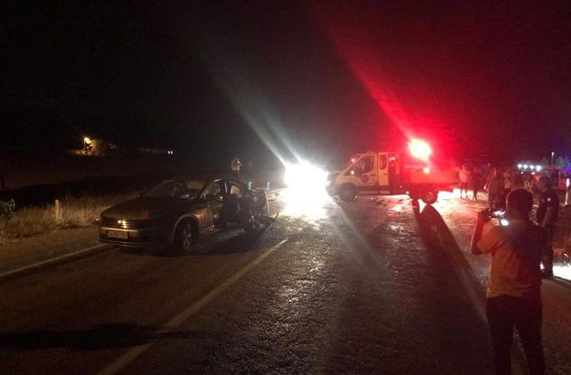 Bayburt’ta Kamyonet ile Otomobilin Karıştığı Trafik Kazasında 9 Kişi Yaralandı