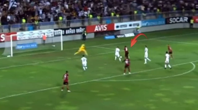 Beşiktaş’ın Neftçi maçında Aboubakar’dan şık gol