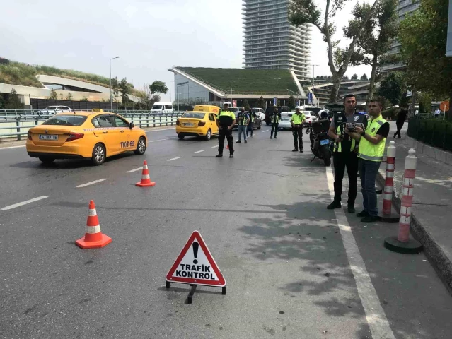 Beşiktaş'ta Drone Destekli Denetimde Yayalara Yol Vermeyen Sürücülere Cezalar Kesildi