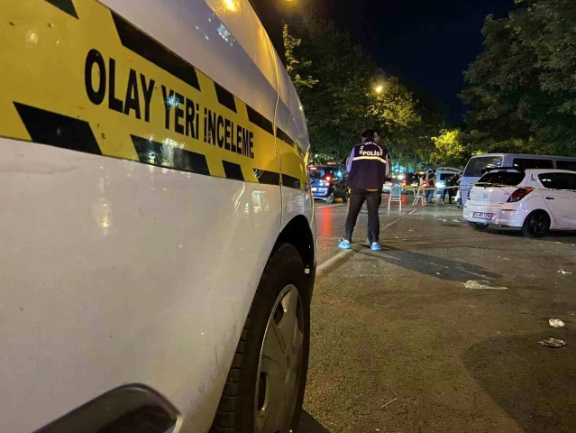 Beyoğlu Tarlabaşı Bulvarı'nda Motosikletli Saldırganlar Tarafından Silahlı Saldırı
