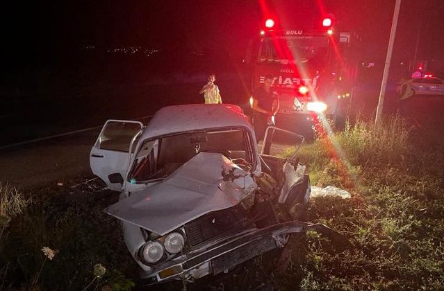Bolu Mudurnu yolunda otomobil çarpışması: 1 yaralı