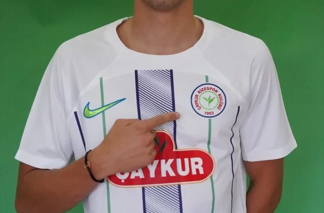 Çaykur Rizespor, Dal Varesanovic’i kadrosuna kattı