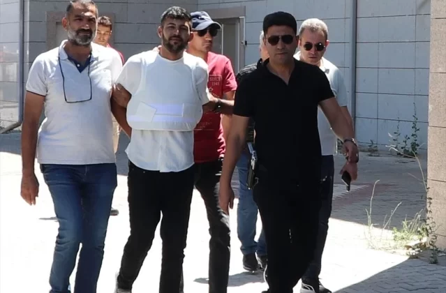 Denizli’de genç bir adamın öldürülmesiyle ilgili zanlı tutuklandı