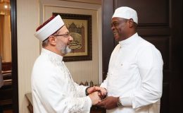 Diyanet İşleri Başkanı Ali Erbaş, İbrahim Richmond’u kabul etti
