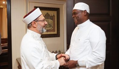 Diyanet İşleri Başkanı Ali Erbaş, İbrahim Richmond’u kabul etti