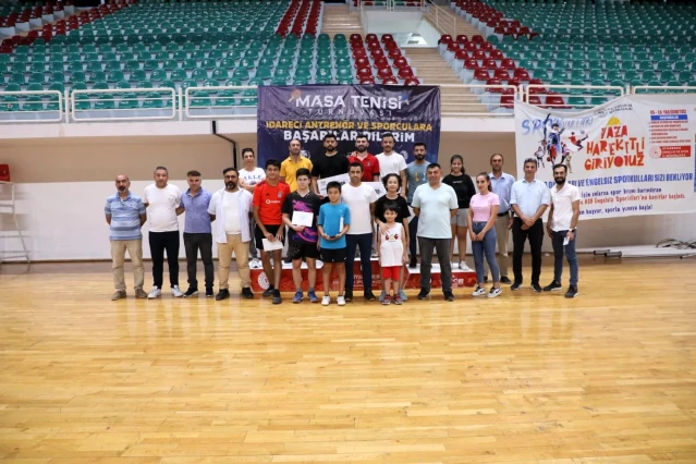 Diyarbakır'da Yenişehir Belediyesi tarafından masa tenisi turnuvası düzenlendi