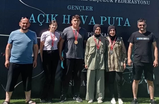 Düzce Sporcuları Türkiye Şampiyonasında Başarı Elde Etti
