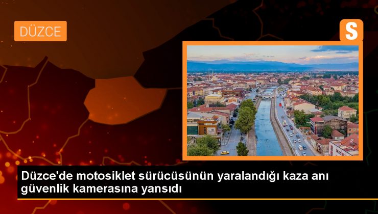 Düzce'de motosikletle otomobil çarpışması kamerada 1 Düzce’de motosikletle otomobil çarpışması kamerada