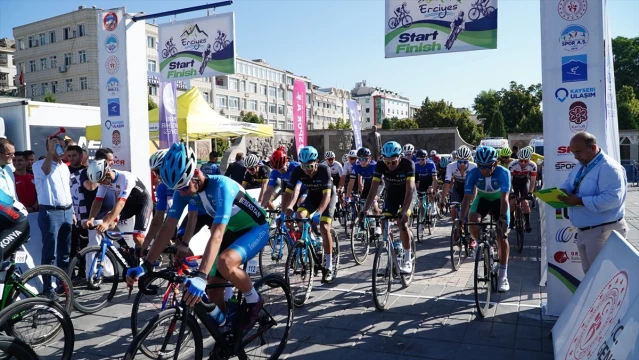 Erciyes Uluslararası Yol ve Dağ Bisikleti Yarışları’nın Grand Prix Kaisareia etabı başladı
