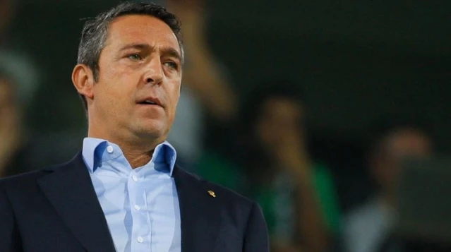 Fenerbahçe, Mısırlı stoper Omar Fayed’i transfer etmek için görüşmelere başladı