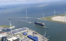 Hindistan’ın Hollanda Büyükelçiliği, Fremantle Highway adlı kargo gemisinden kurtarılan Hintli mürettebatın güvenli bir şekilde Hindistan’a döndüğünü duyurdu