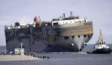 Hollanda’da Yanan Gemi Türkiye’ye Gönderilebilir