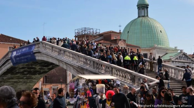 İtalya’nın kitle turizmiyle savaşı – Son Dakika