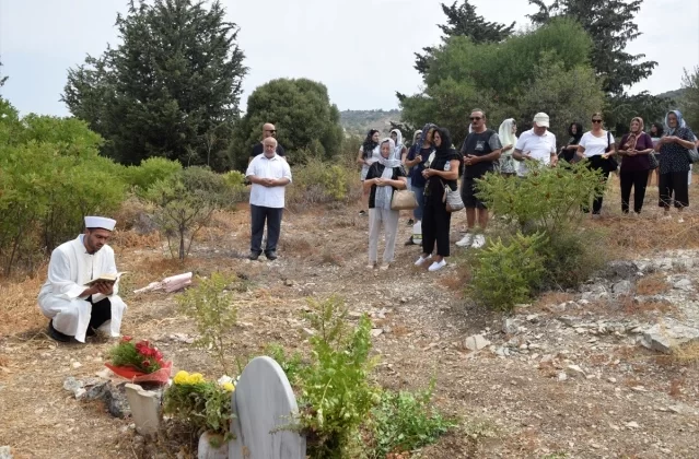 KKTC’de Ayyannili Türkler, 49 yıl sonra doğdukları topraklarda şehitlerini andı