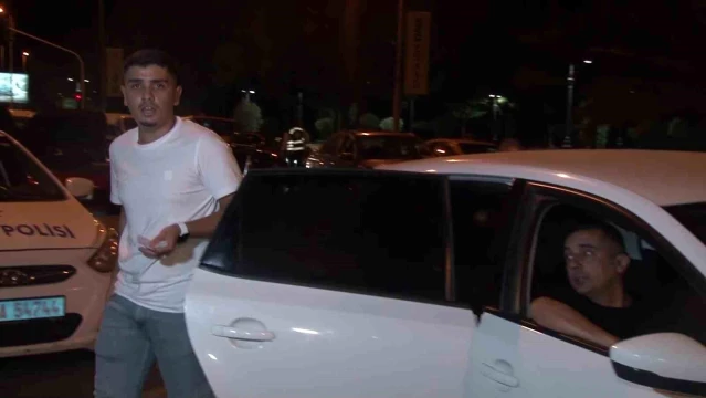 Kadıköy’de yapılan denetimde sürücüler basın mensuplarına saldırdı