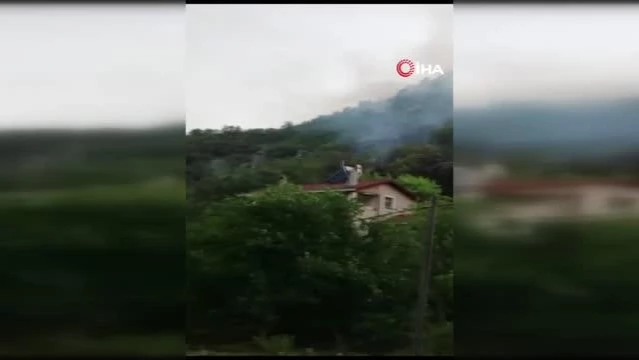 Kastamonu'da ormanlık alanda çıkan yangın, helikopter desteğiyle büyümeden söndürüldü 1 Kastamonu’da ormanlık alanda çıkan yangın, helikopter desteğiyle büyümeden söndürüldü