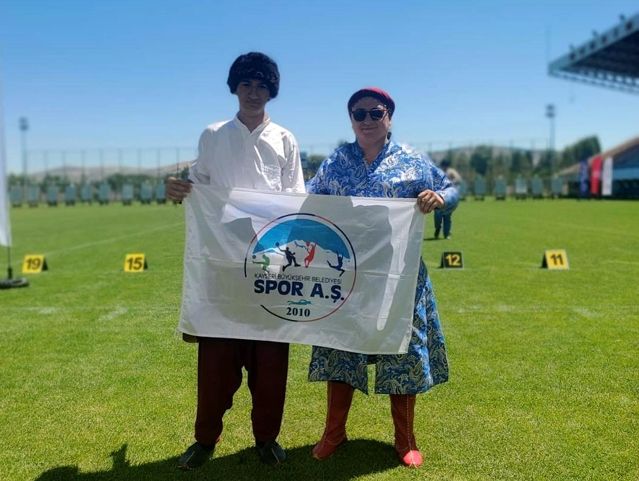Kayseri Büyükşehir Belediyesi Spor A.Ş.'de Okçuluk dalında Eren Acer Türkiye ikincisi oldu