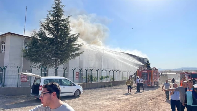 Kırıkkale’de bir fabrikada yangın çıktı