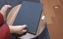 Kolları olmayan genç kız, hedeflerine ayaklarıyla çizerek ulaşıyor