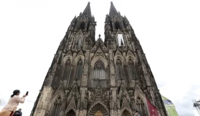 Köln Başpiskoposluğunda Porno İzleme Skandalı