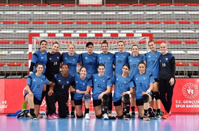 Konyaaltı Belediye SK Kadın Hentbol Takımı Turnuvayı Namağlup Tamamladı