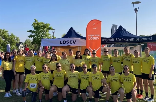 LÖSEV Gönüllüleri Eskişehir Yarı Maratonu’nda Buluştu