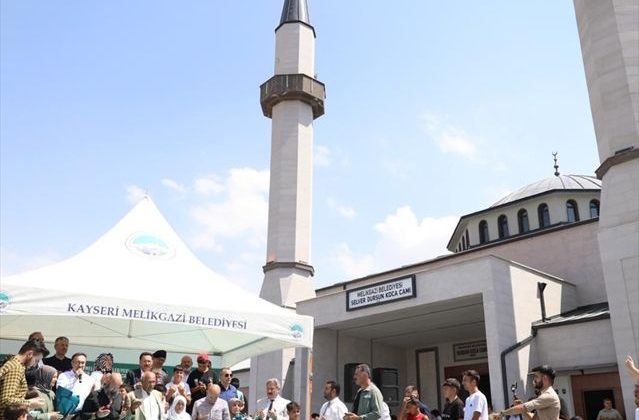 Melikgazi Belediyesi ve Hayırsever İşbirliğiyle Selver ve Dursun Koca Cami Açıldı