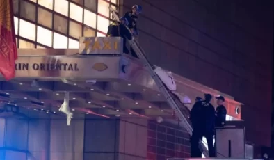 New York’da Beş Yıldızlı Otelin Çatısından Atlayan Adam Hayatını Kaybetti