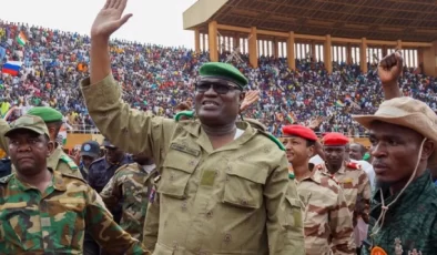 Nijer’de Cunta, Cumhurbaşkanı Bazum’u Devirdi