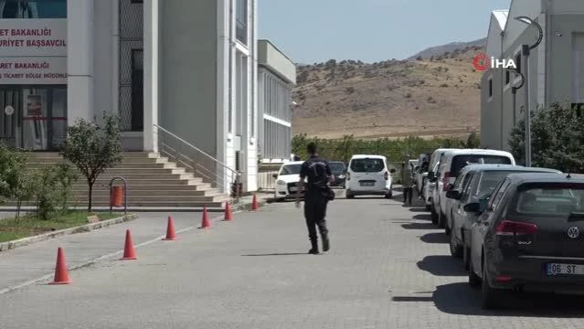 Nişanlısını öldürdüğü iddia edilen kadın adliyeye sevk edildi