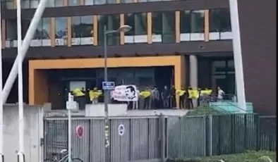 PKK Yandaşları Avrupa İnsan Hakları Mahkemesi Önünde Skandal Eylem Gerçekleştirdi